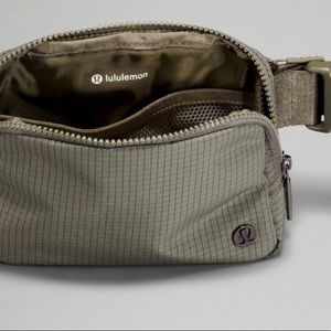Lululemon Carob Brown/ Black Everywhere Belt Bag